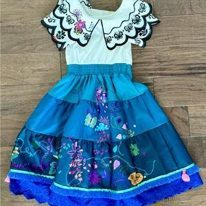 Disney Mirabel costume, 5-6